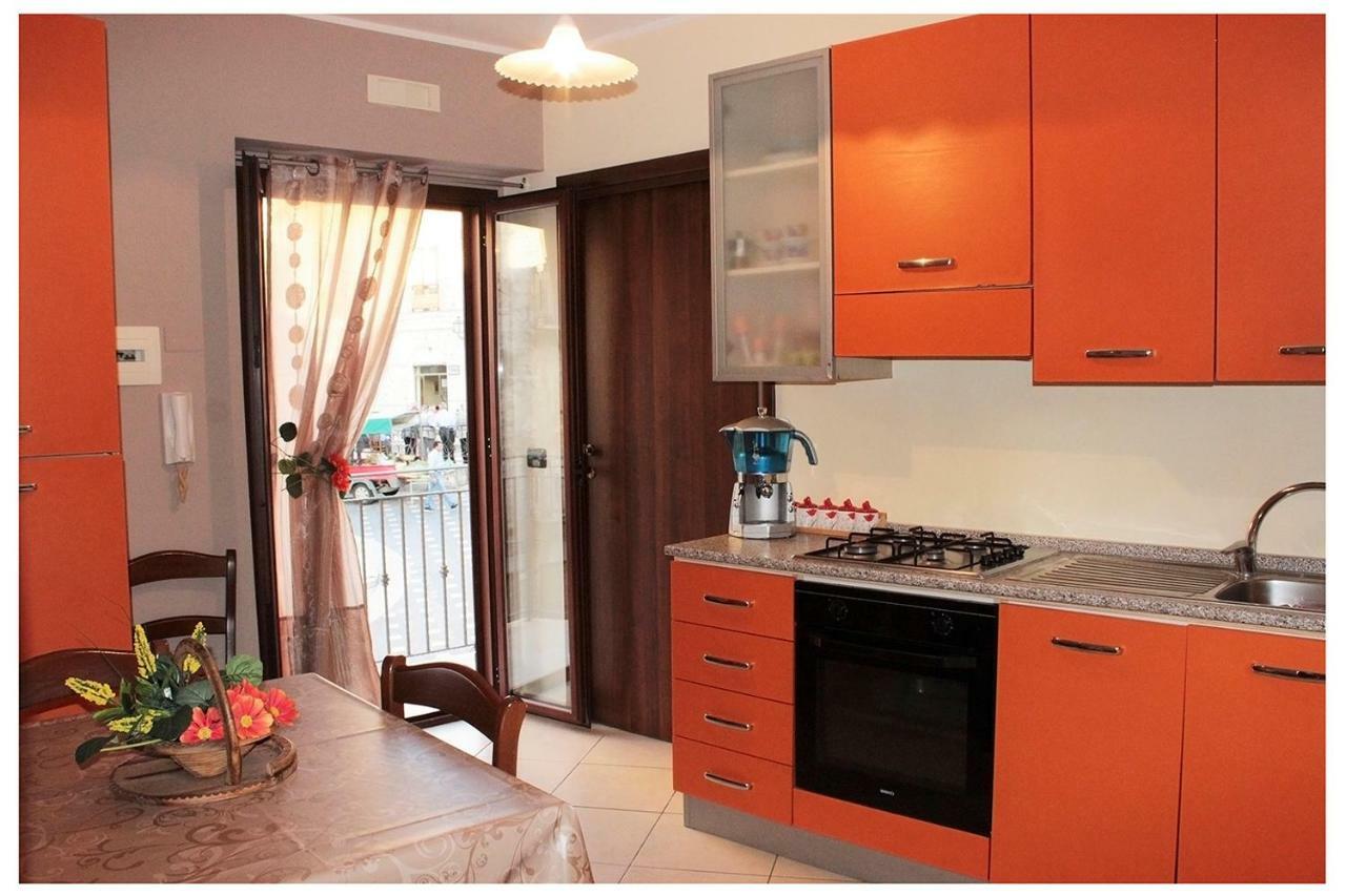 Casa Vacanza "La Chiazza Di Grutti" Grotte  外观 照片